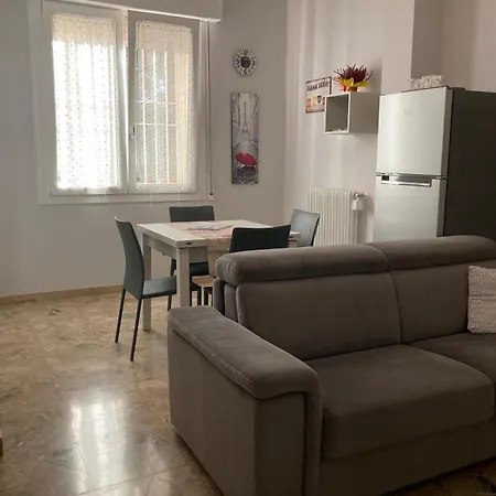 Apartment Ai Piedi Del Colle *